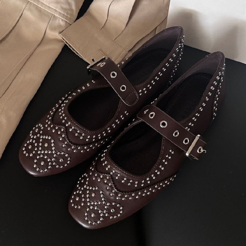 Retro Rivet Buckle Design Flat - огляд і ціна Shoes For Women Flats