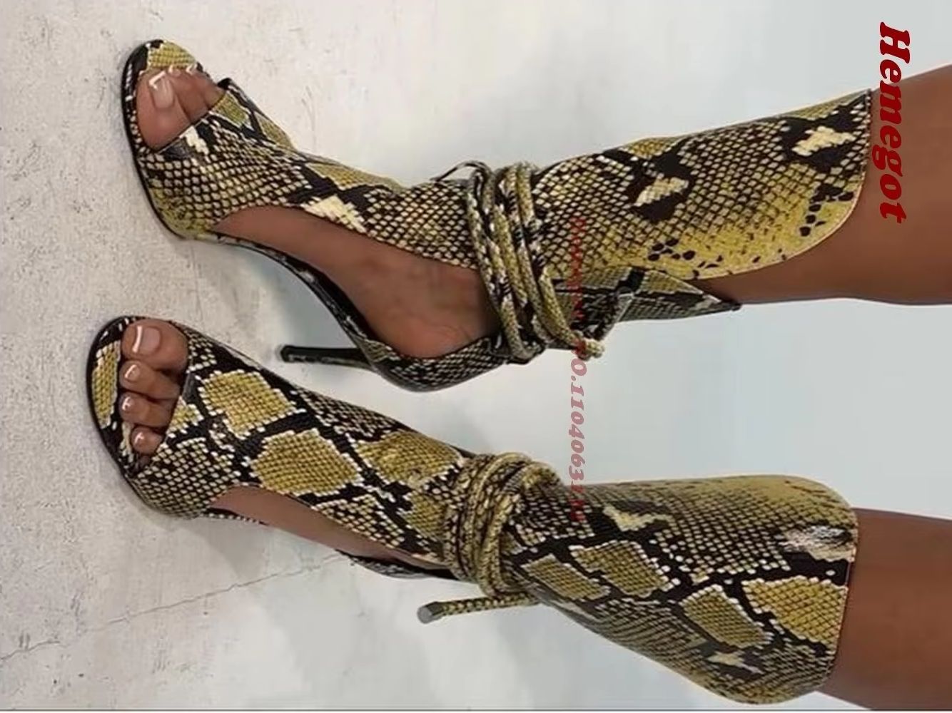 Yellow Snake Print Gladiator S - огляд і ціна Women'S Shoes Yellow