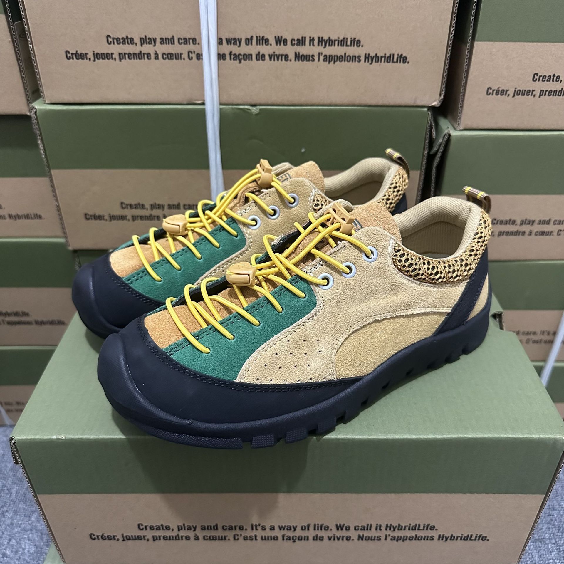 New Outdoor Hiking Shoes Coupl - огляд і ціна Women'S Shoes Hey Dude