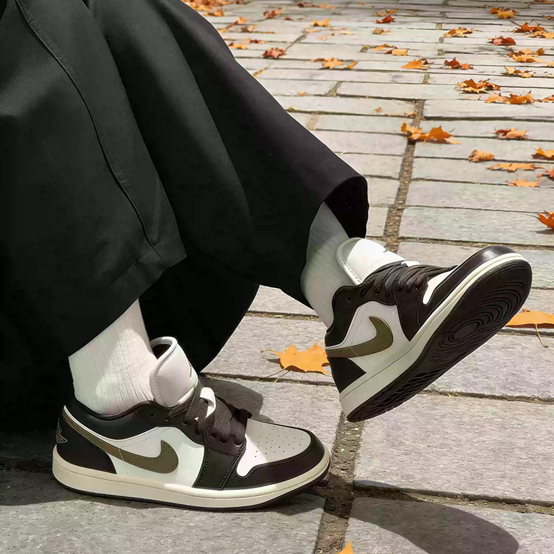 Nike Jordan Air Jordan1 Low Wh - огляд і ціна Women'S Shoes Nike Jordan